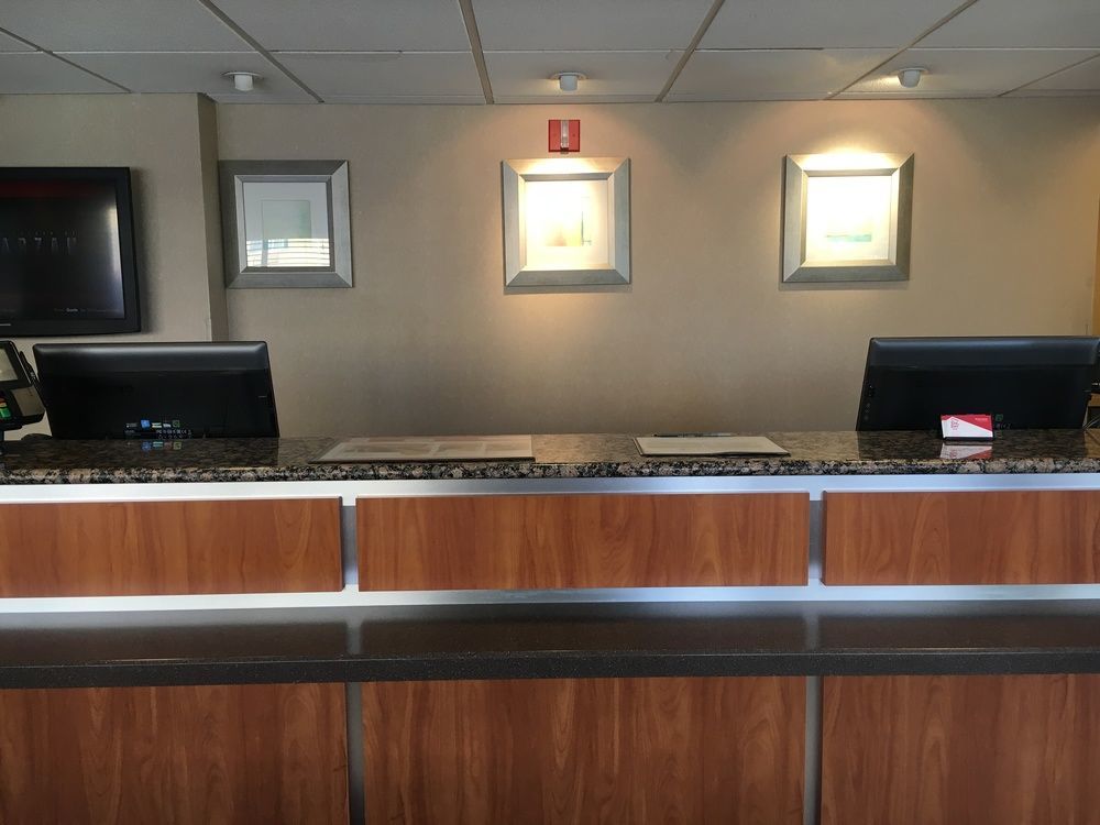 梅里尔维尔红顶酒店 外观 照片